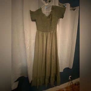 Amazon dress worn ONCE for maternity photos.